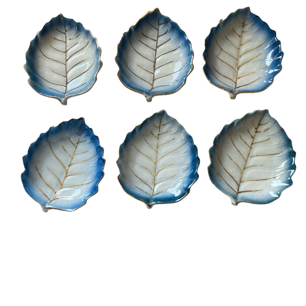 One Vintage Japan Blue & White w/ Gold Leaf-Shaped Vintage Dish or Trinket - Picture 7 of 11
